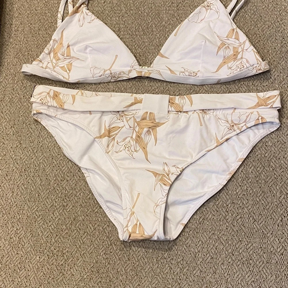 New! Revel Rey White Lily Alice bikini set 14410 - Picture 6 of 16